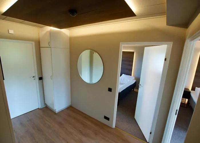 Convenient For 4 Voyri